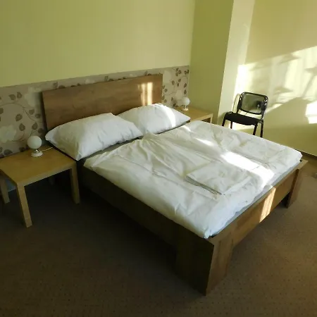 Πανσιόν Heller *